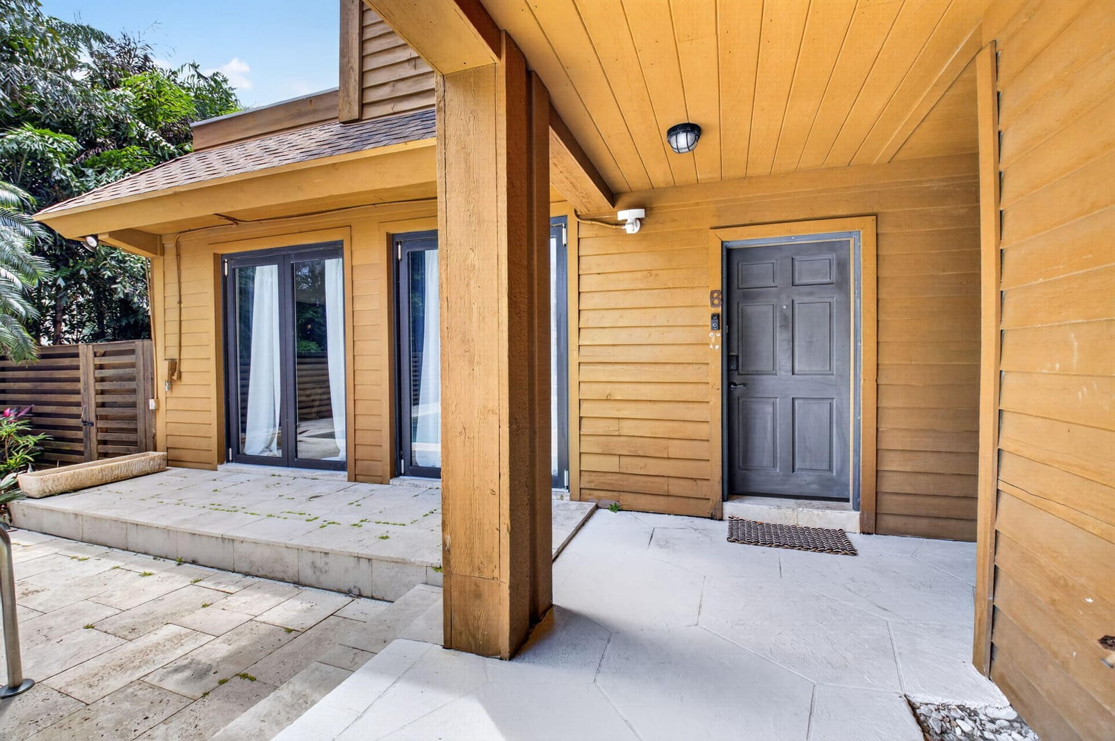122 Andrews Avenue B — photo 5