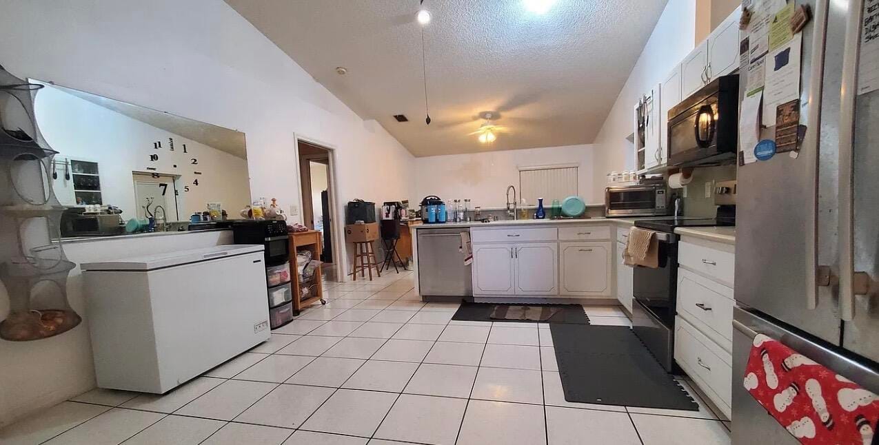 3004 SE Suntan Ct Court SE, Palm Bay, FL 32909 photo 6