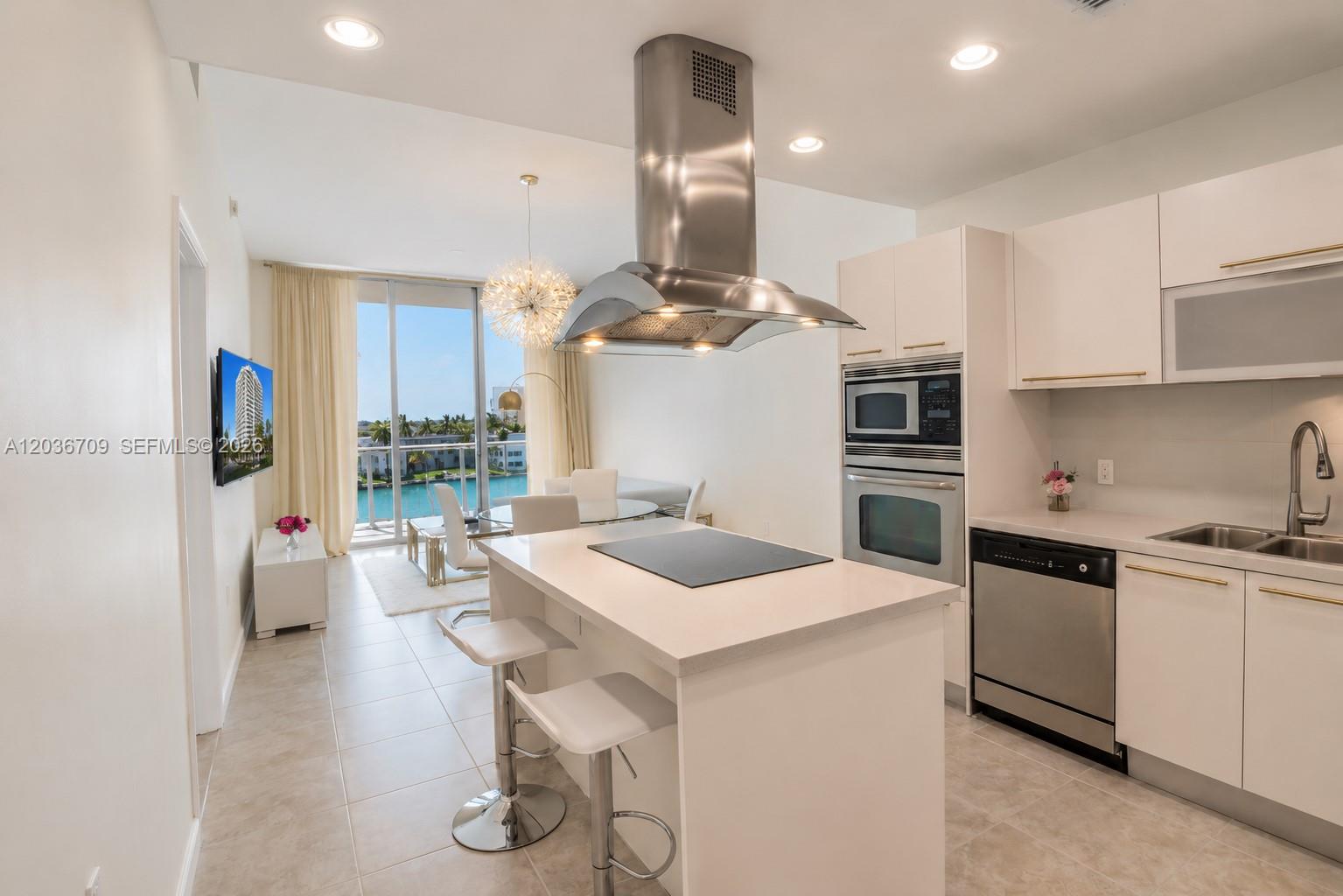 7930 E Dr 506 506, North Bay Village, FL 33141, North Bay Village