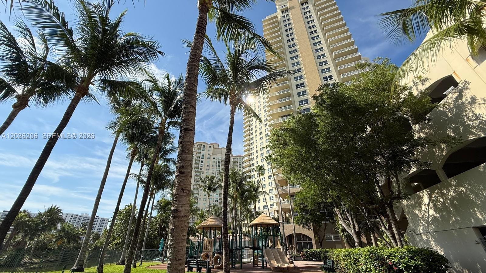 19501 W Country Club Drive 1212, Aventura, FL 33180 photo 12