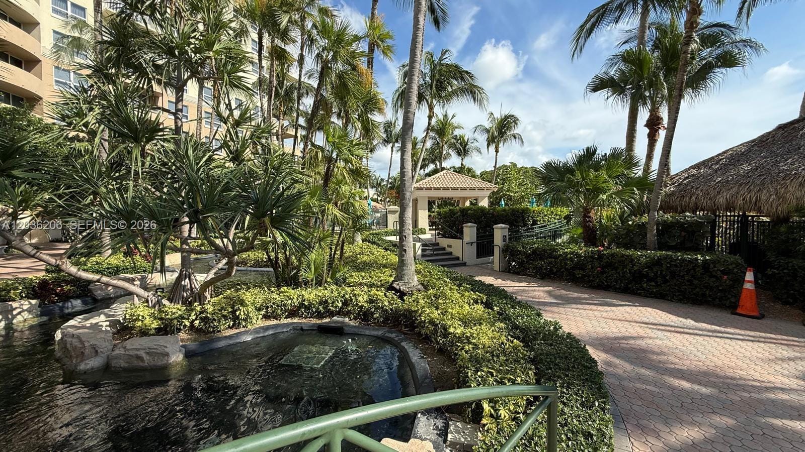 19501 W Country Club Drive 1212, Aventura, FL 33180 photo 4