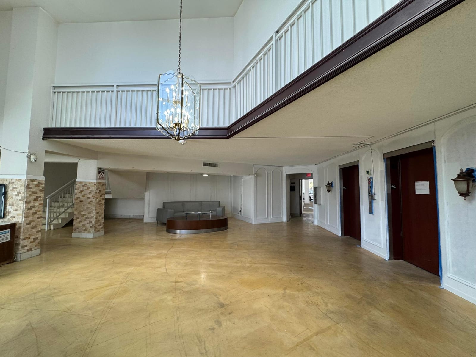 2025 NE 164th Street 601, North Miami Beach, FL 33162 photo 2
