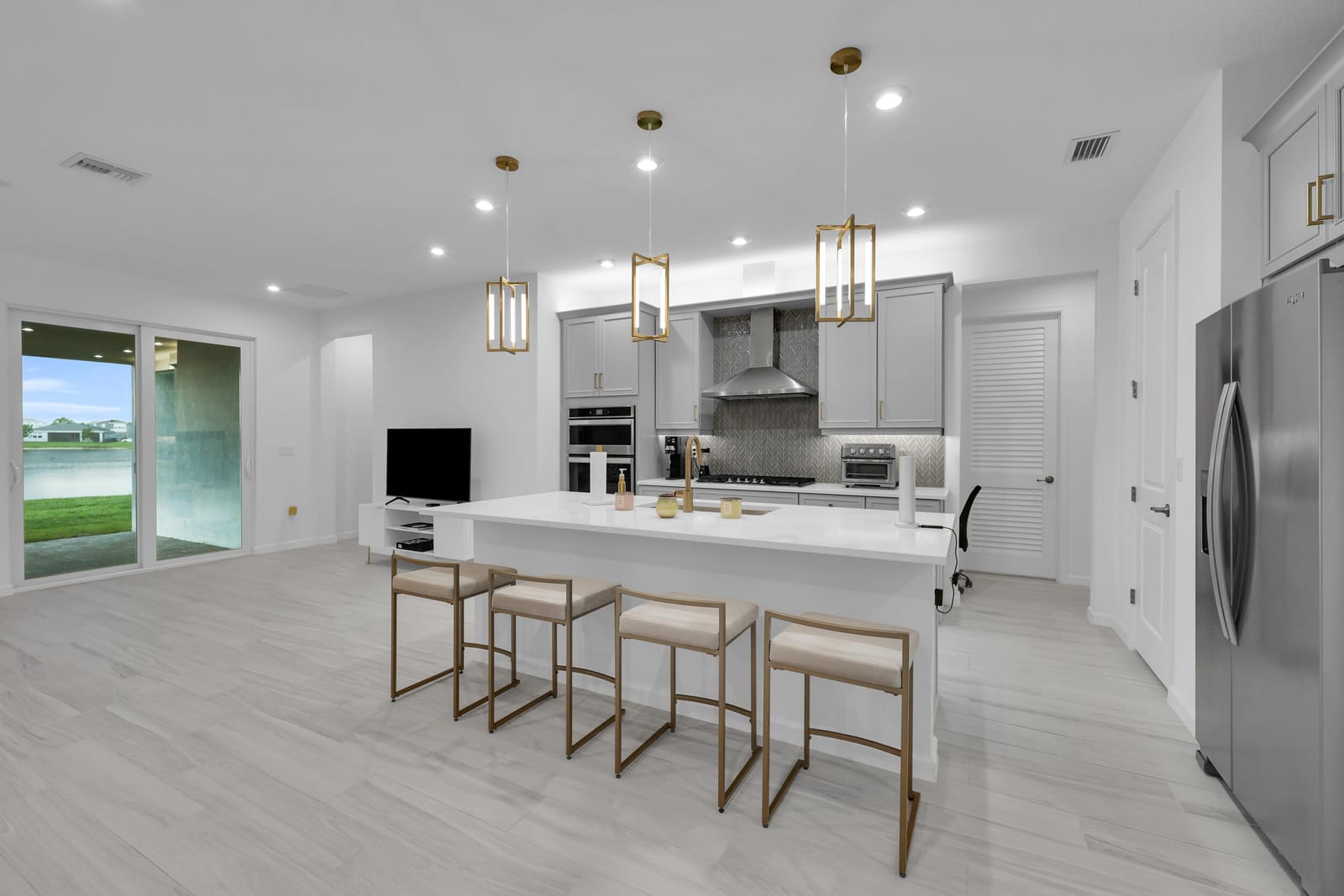12758 SW Phoenix Drive — photo 10