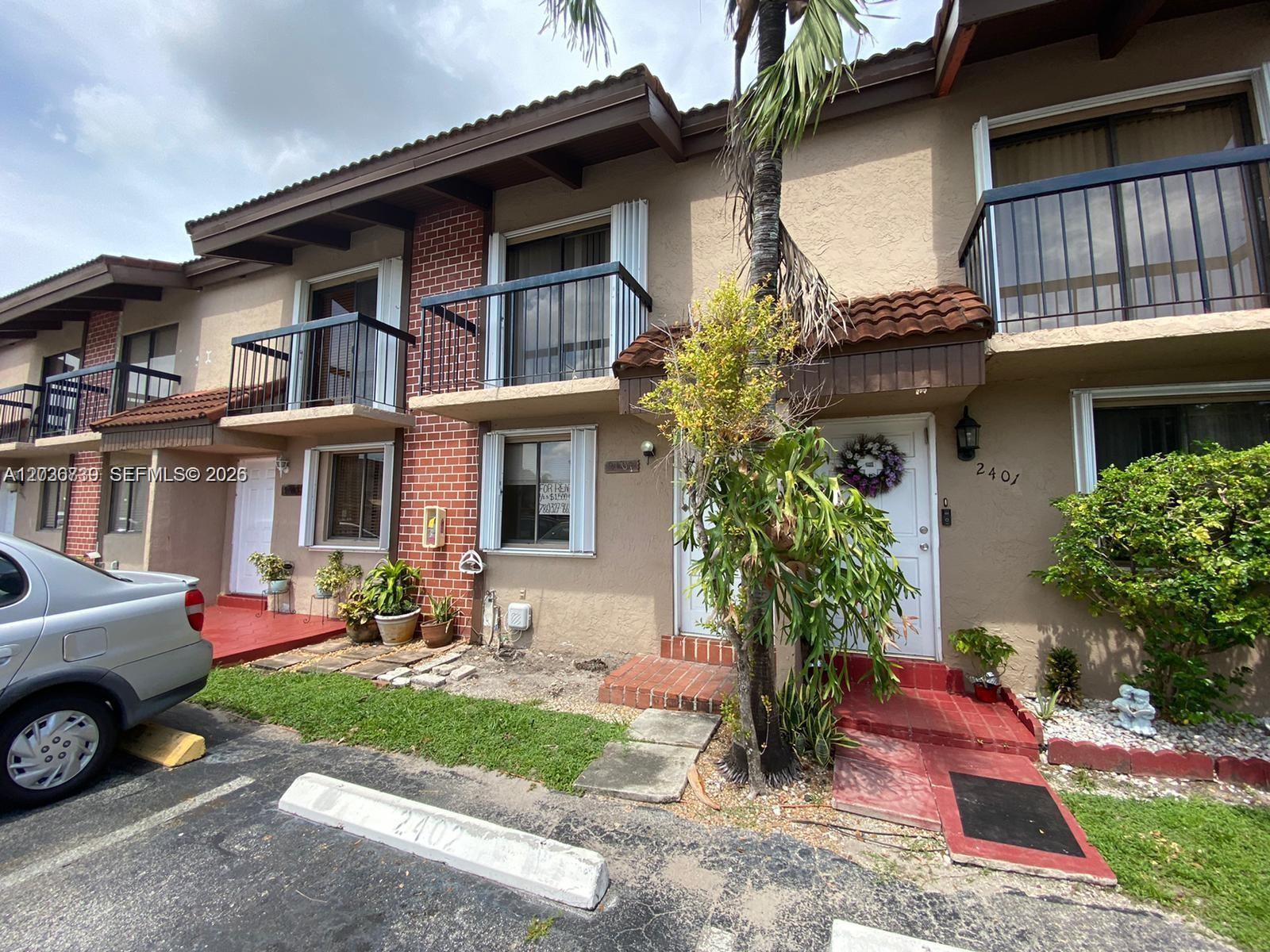 1813 SW 107th Avenue 2402, Miami, FL 33165, Miami