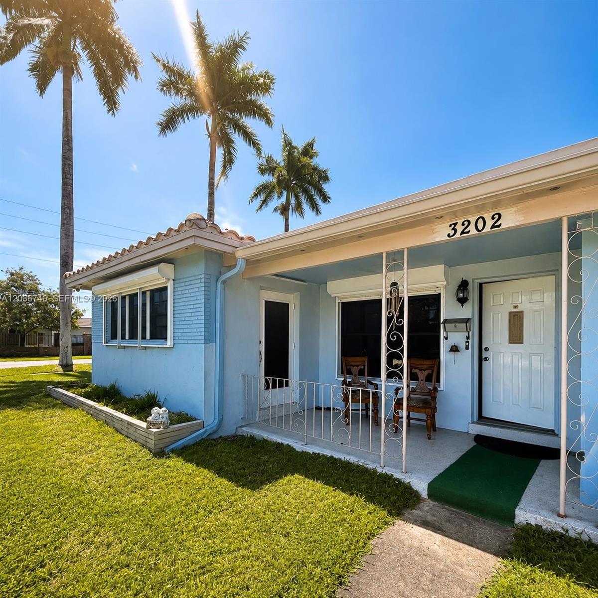 3202 Pierce Street, Hollywood, FL 33021, Hollywood