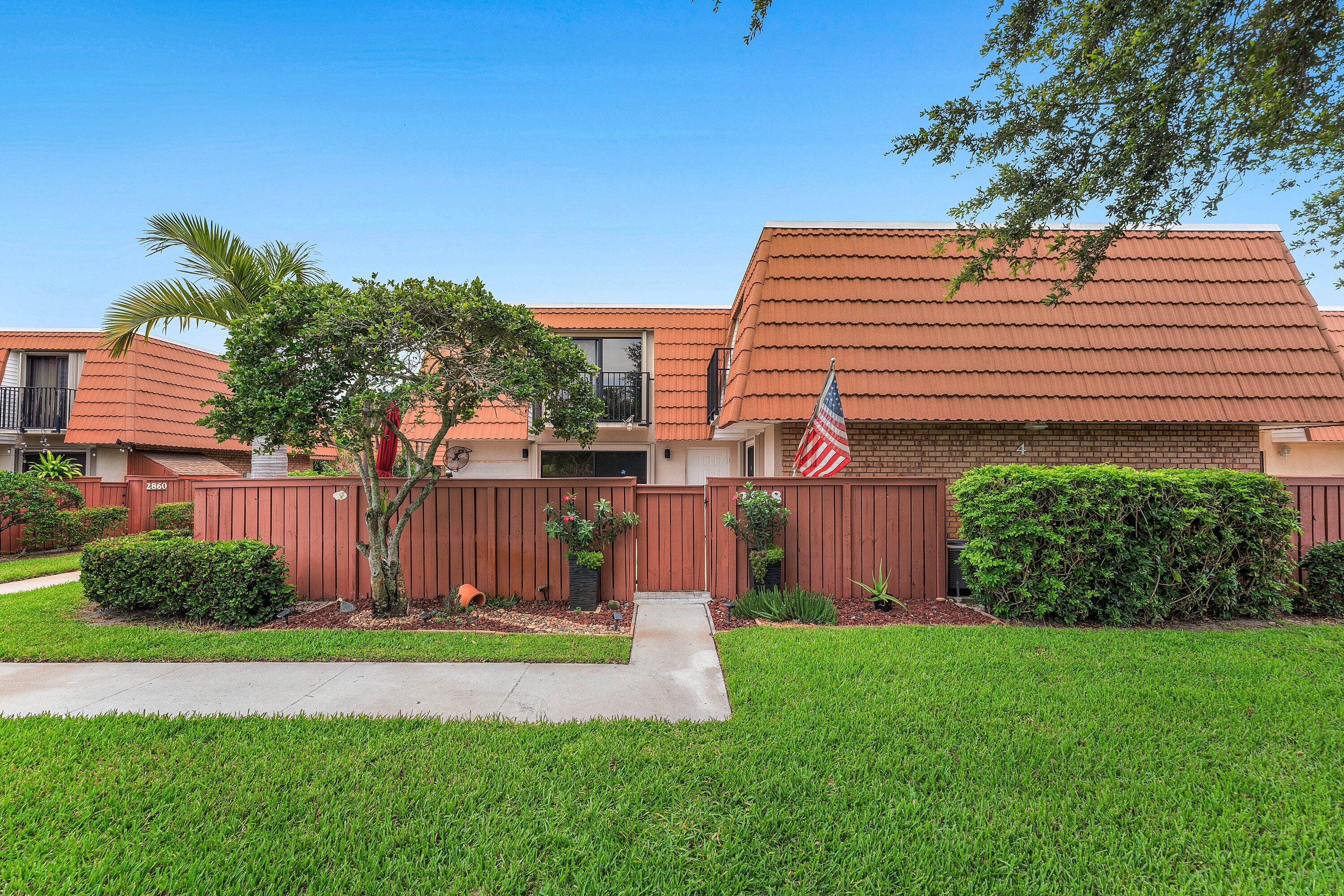 2818 Waterford Drive N, Deerfield Beach, FL 33442, Deerfield Beach