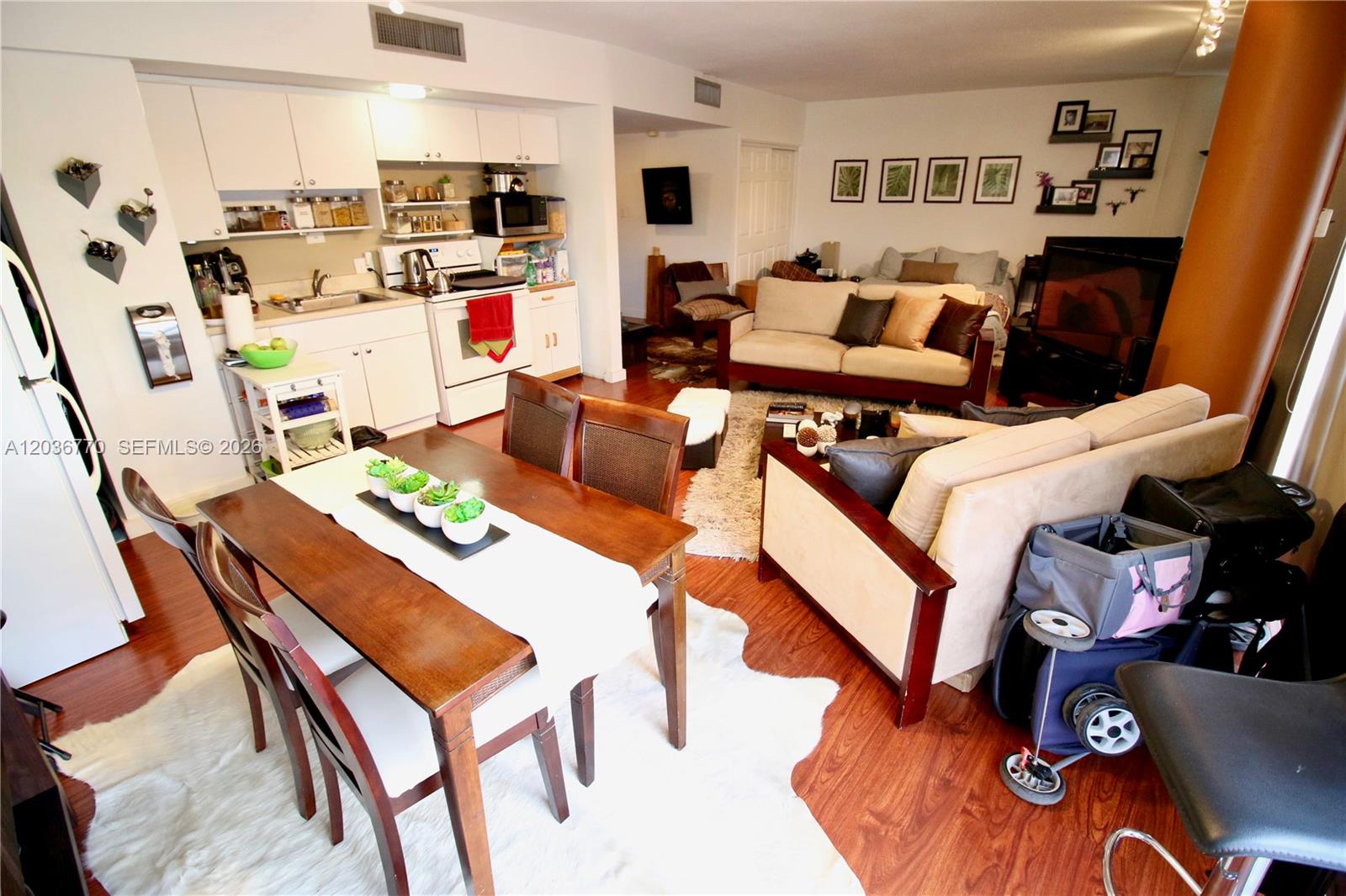 900 Bay Drive 215, Miami Beach, FL 33141, Miami Beach
