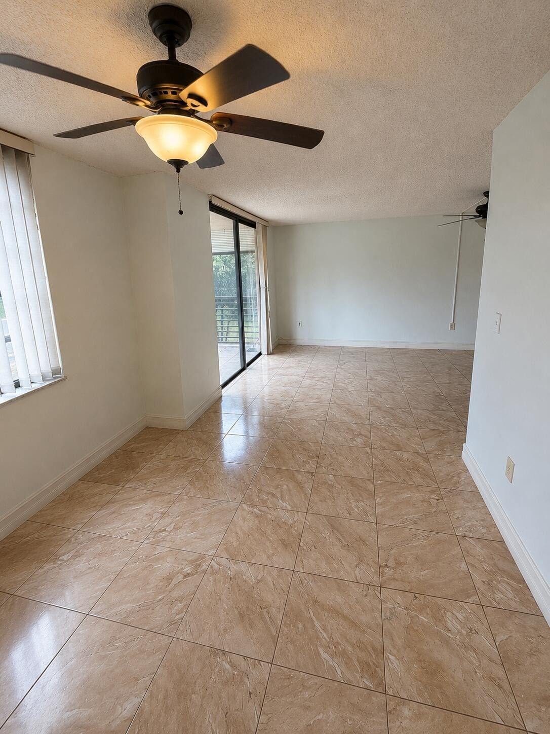 1000 Colony Point Circle 315, Pembroke Pines, FL 33026 photo 6