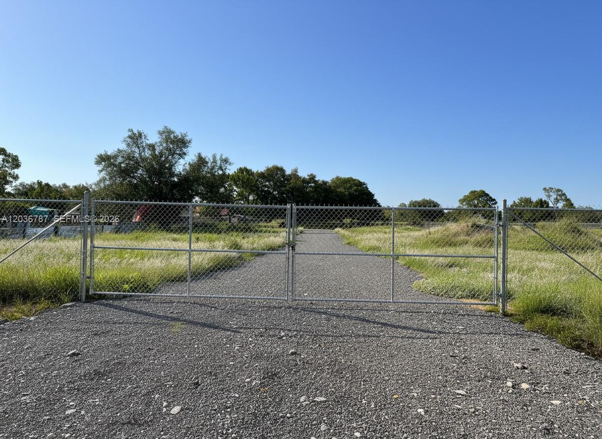 575 S Jinete Street, Clewiston, FL 33440, Clewiston