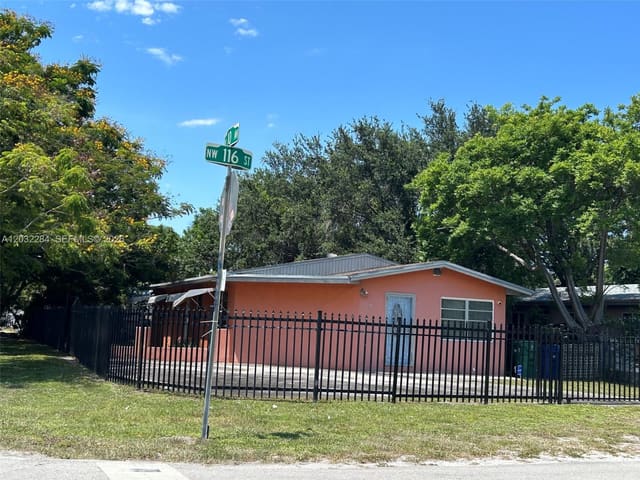 997 NW 116th Street, Miami, FL 33168