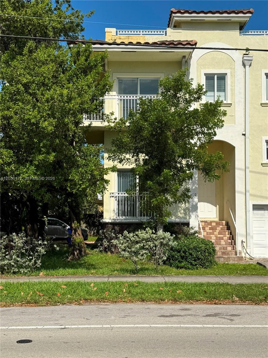 820 N 17th Avenue, Hollywood, FL 33020 photo 3