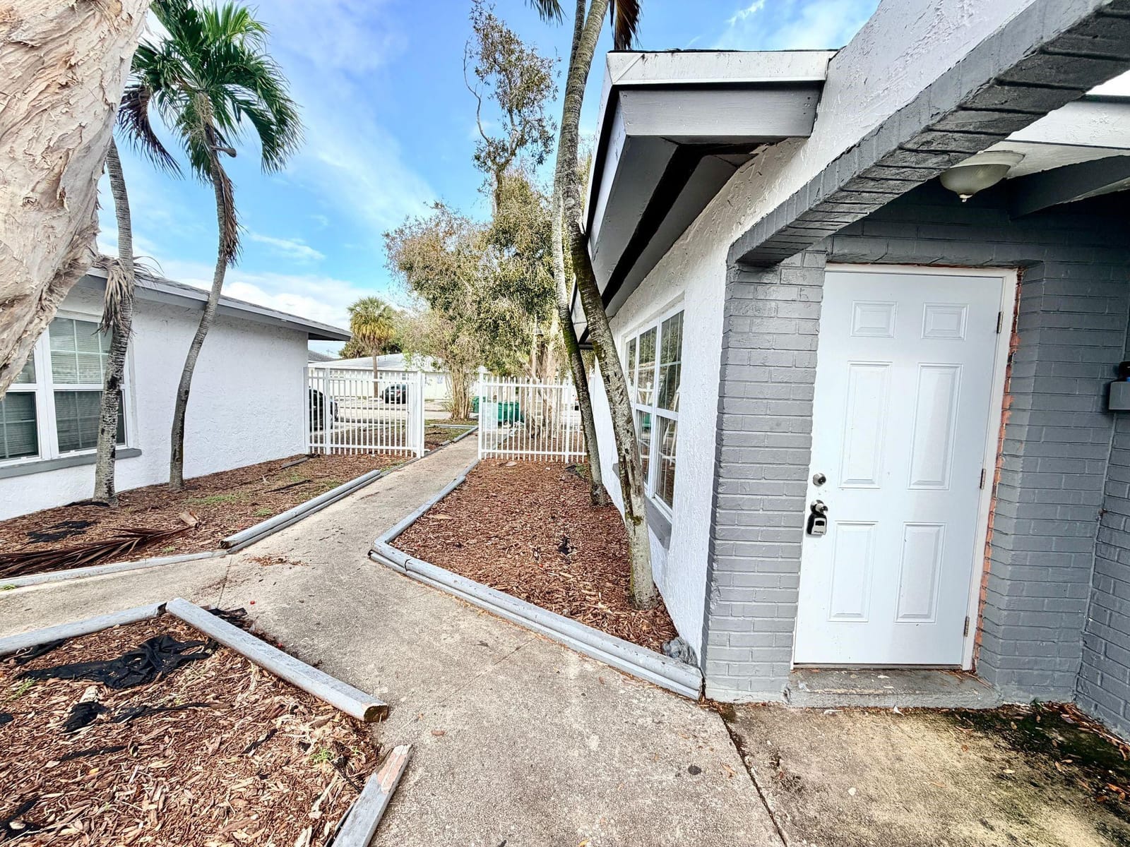 5730 NW 27th Court — photo 3