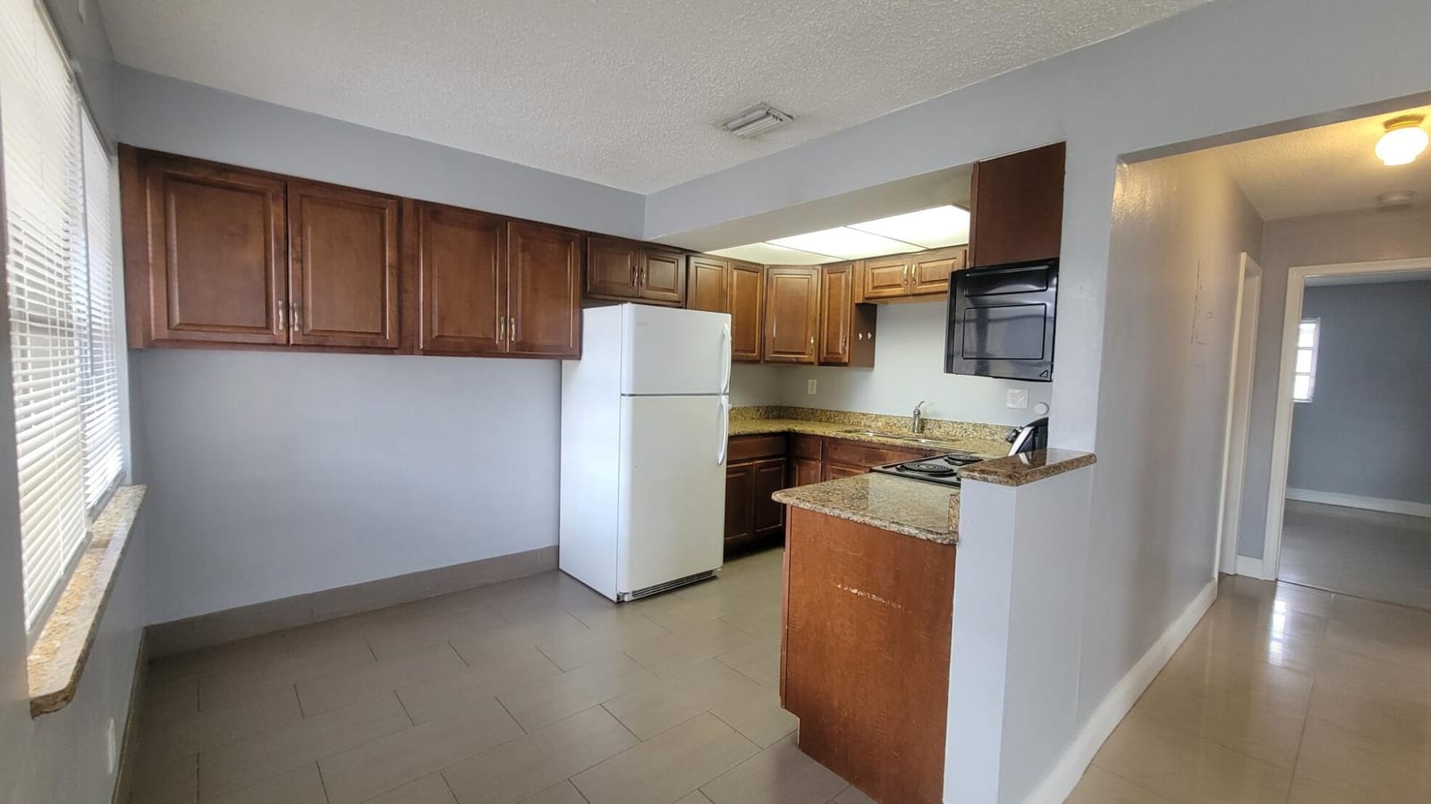 1821 NE 56th Street 4 — photo 5