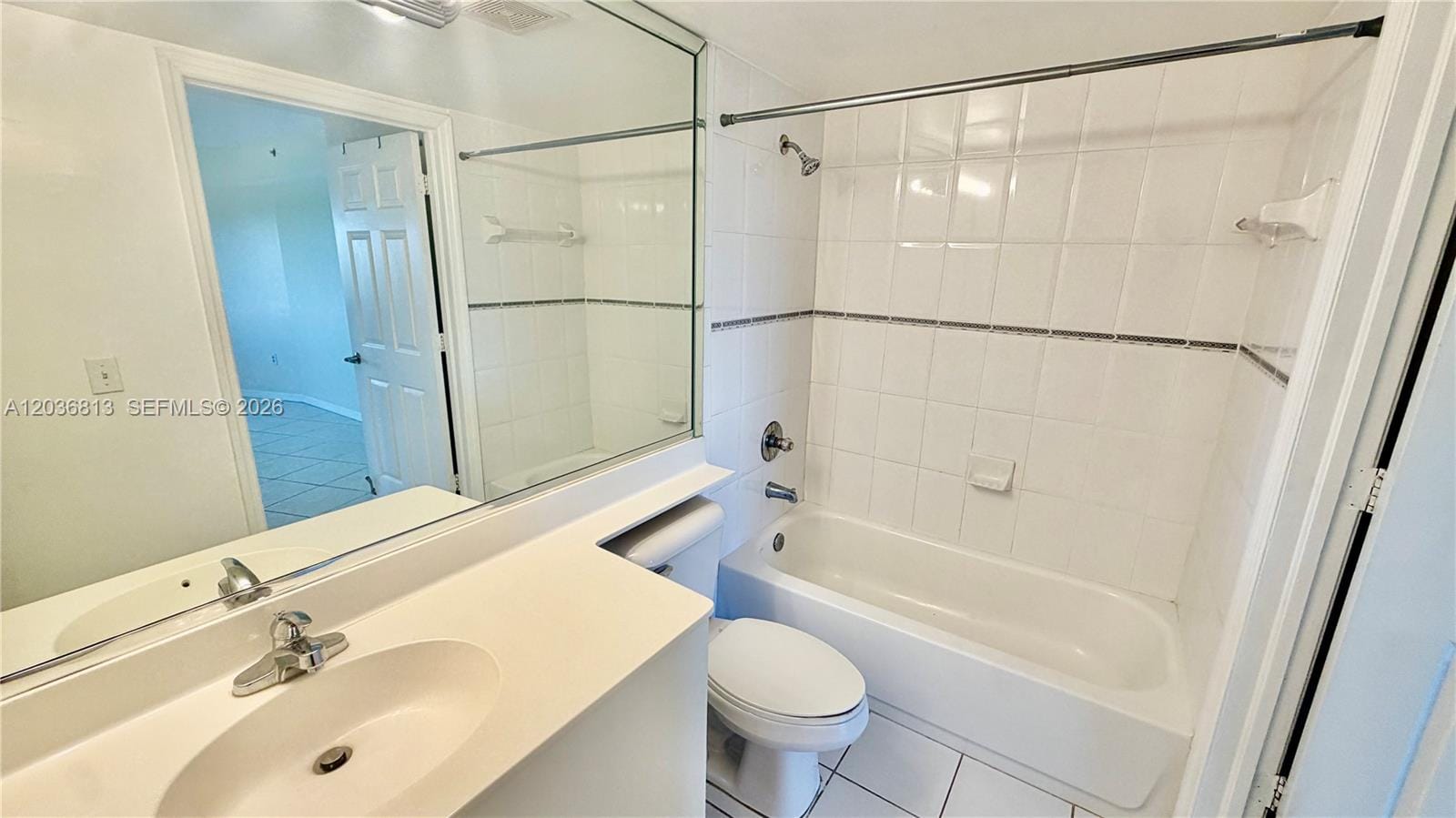 2415 NW 16th St Road 603-1, Miami, FL 33125 photo 17