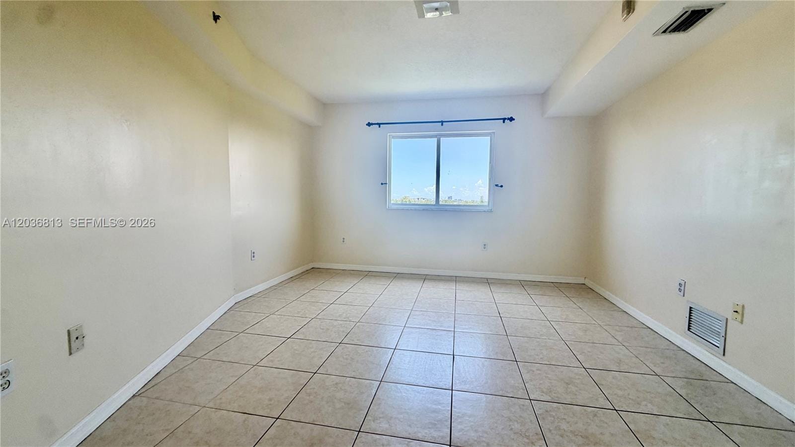 2415 NW 16th St Road 603-1, Miami, FL 33125 photo 18