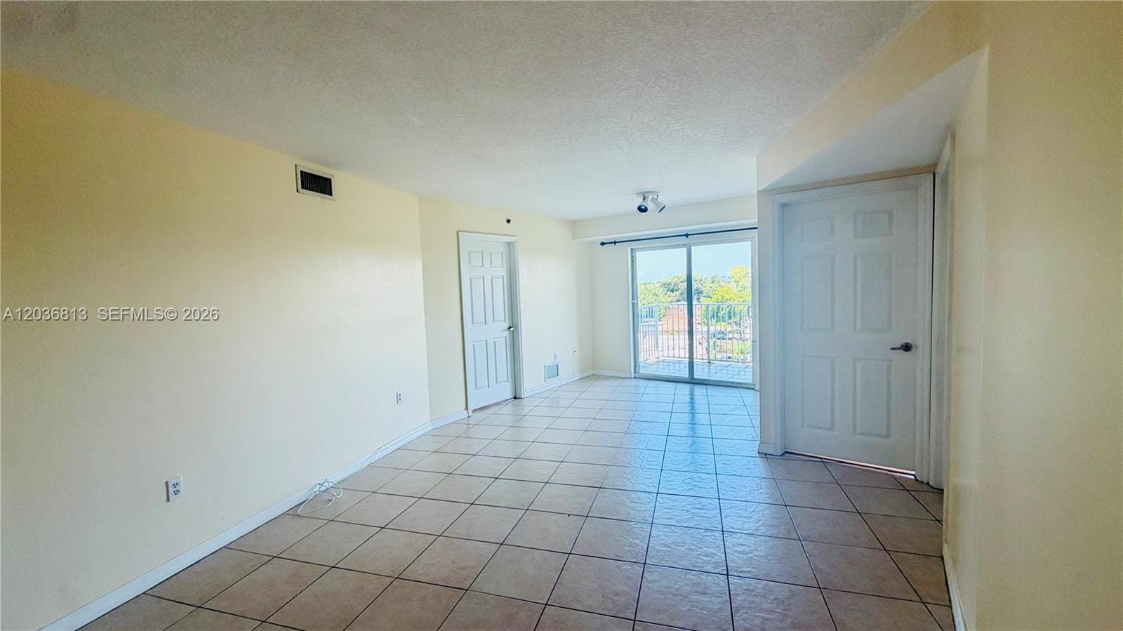 2415 NW 16th St Road 603-1, Miami, FL 33125 photo 22