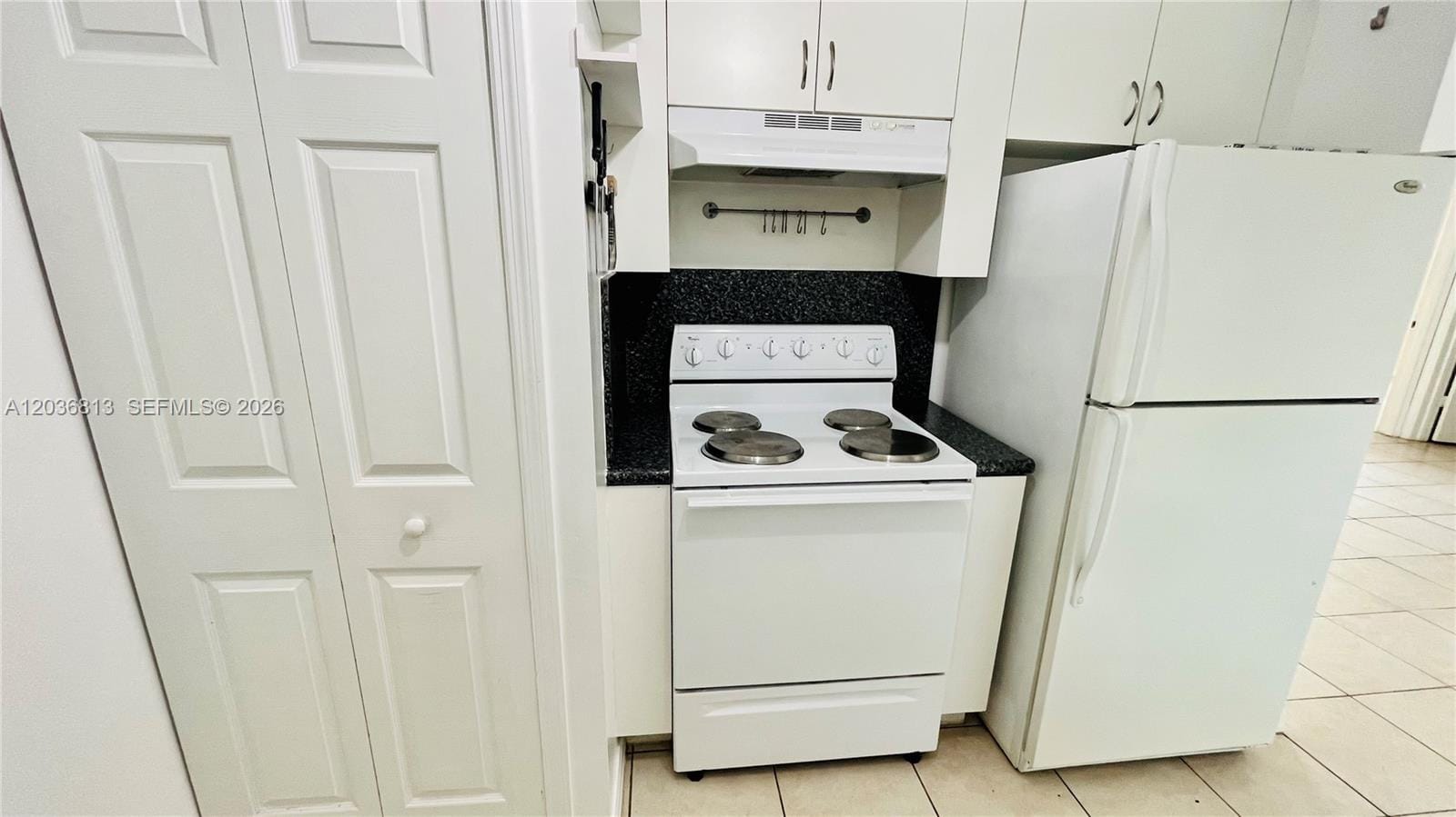 2415 NW 16th St Road 603-1, Miami, FL 33125 photo 10