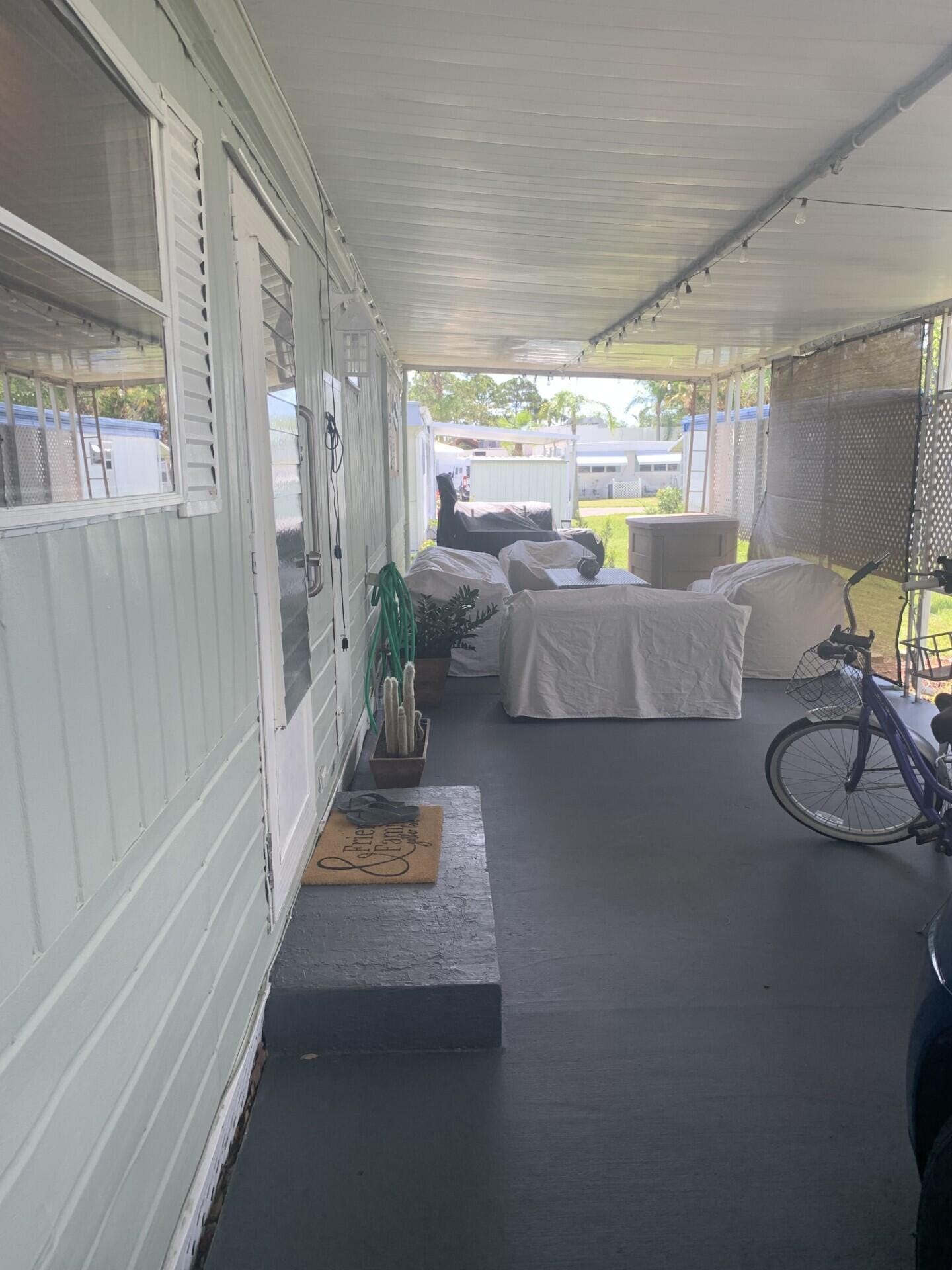 14 Del Prado Street — photo 2