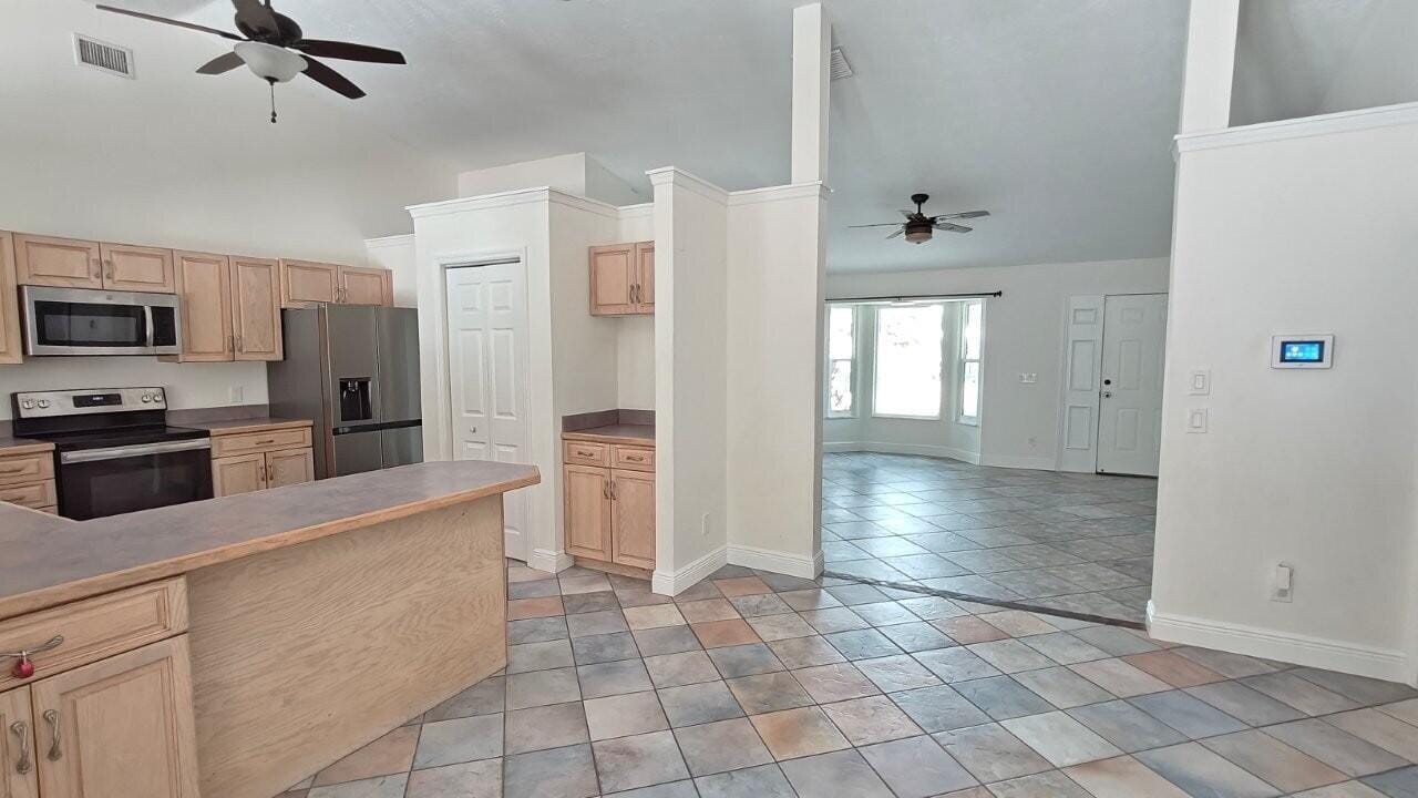 2043 SE Camilo Street — photo 11