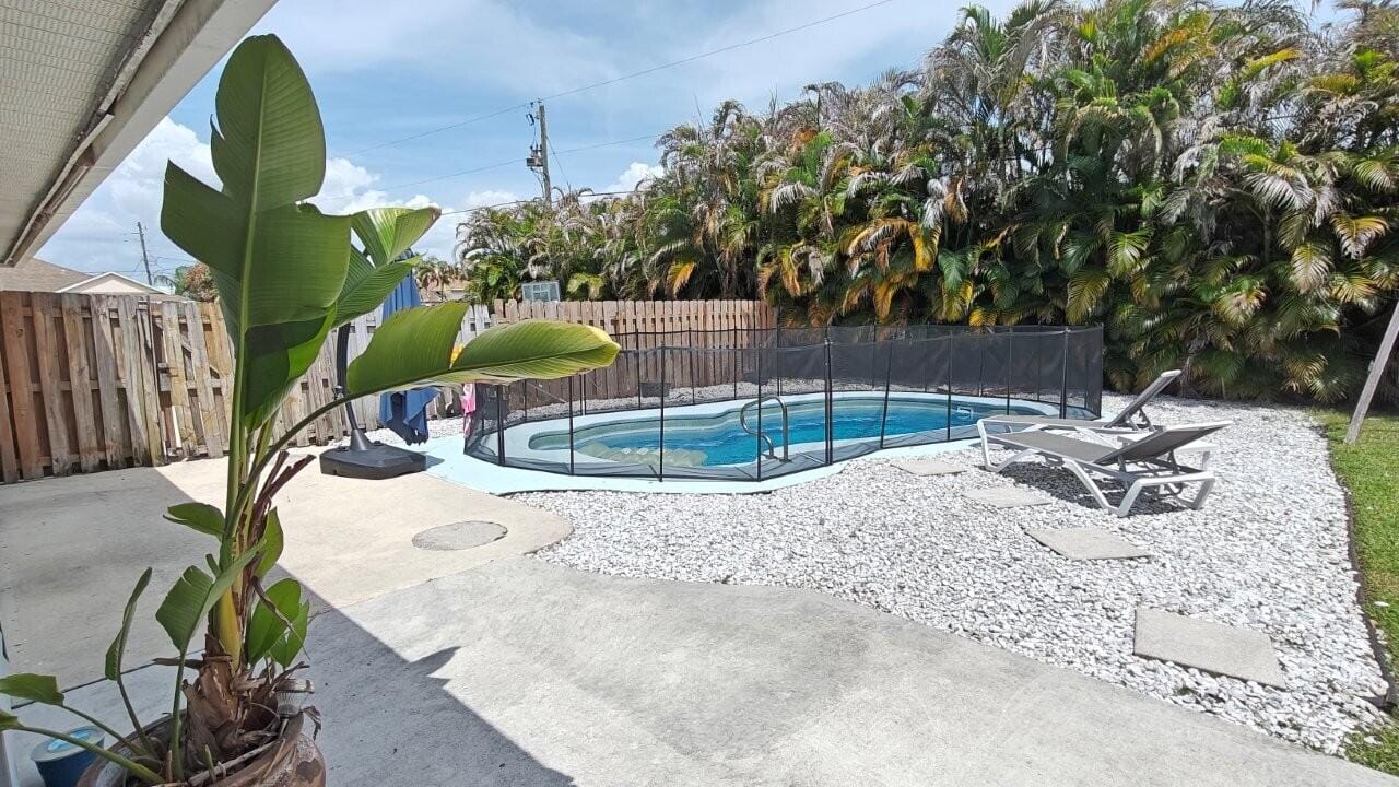 2043 SE Camilo Street, Port St. Lucie, FL 34952 photo 19