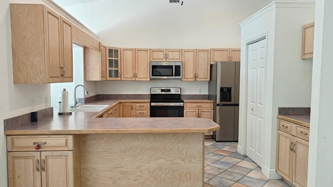 2043 SE Camilo Street — photo 10