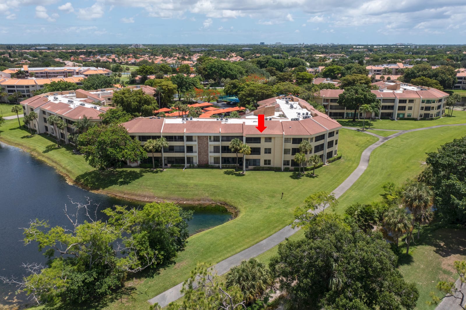 7520 La Paz Boulevard 104 — photo 4