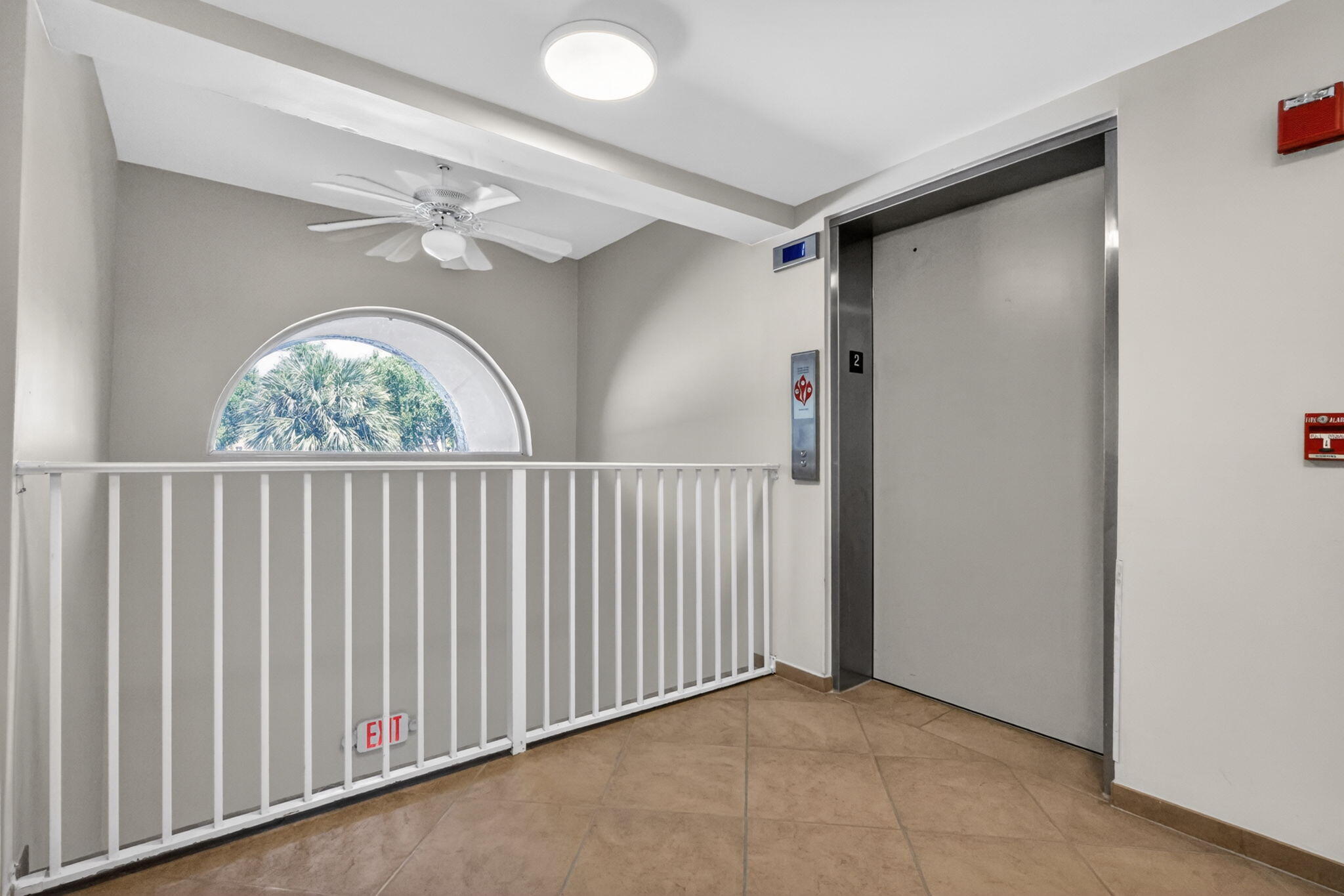 5906 Crystal Shores Drive 208 — photo 4