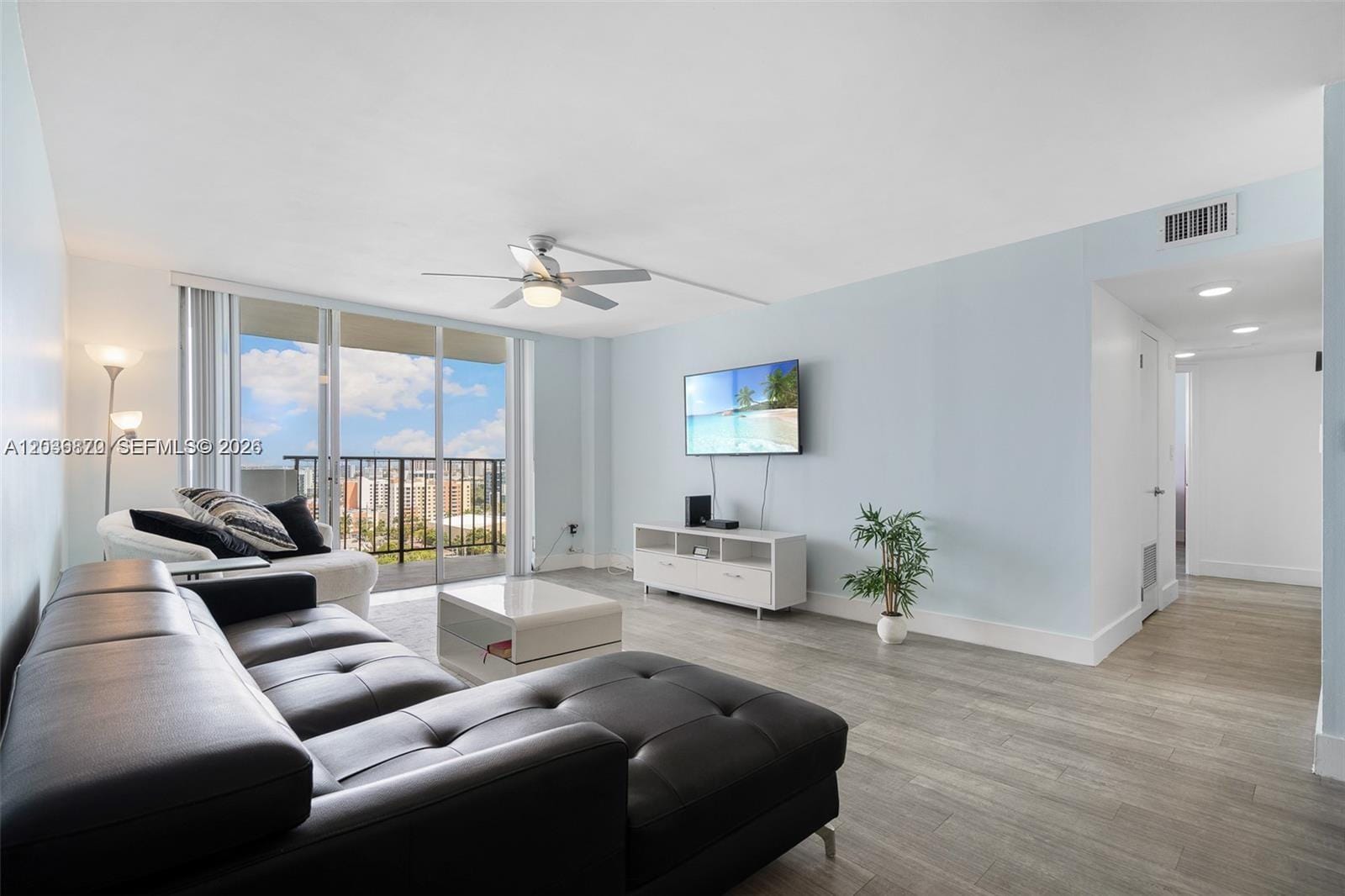 2780 NE 183rd Street 2009, Aventura, FL 33160 photo 2