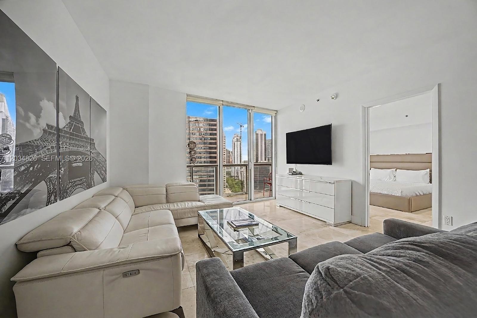 485 Brickell Avenue 2209, Miami, FL 33131, Miami