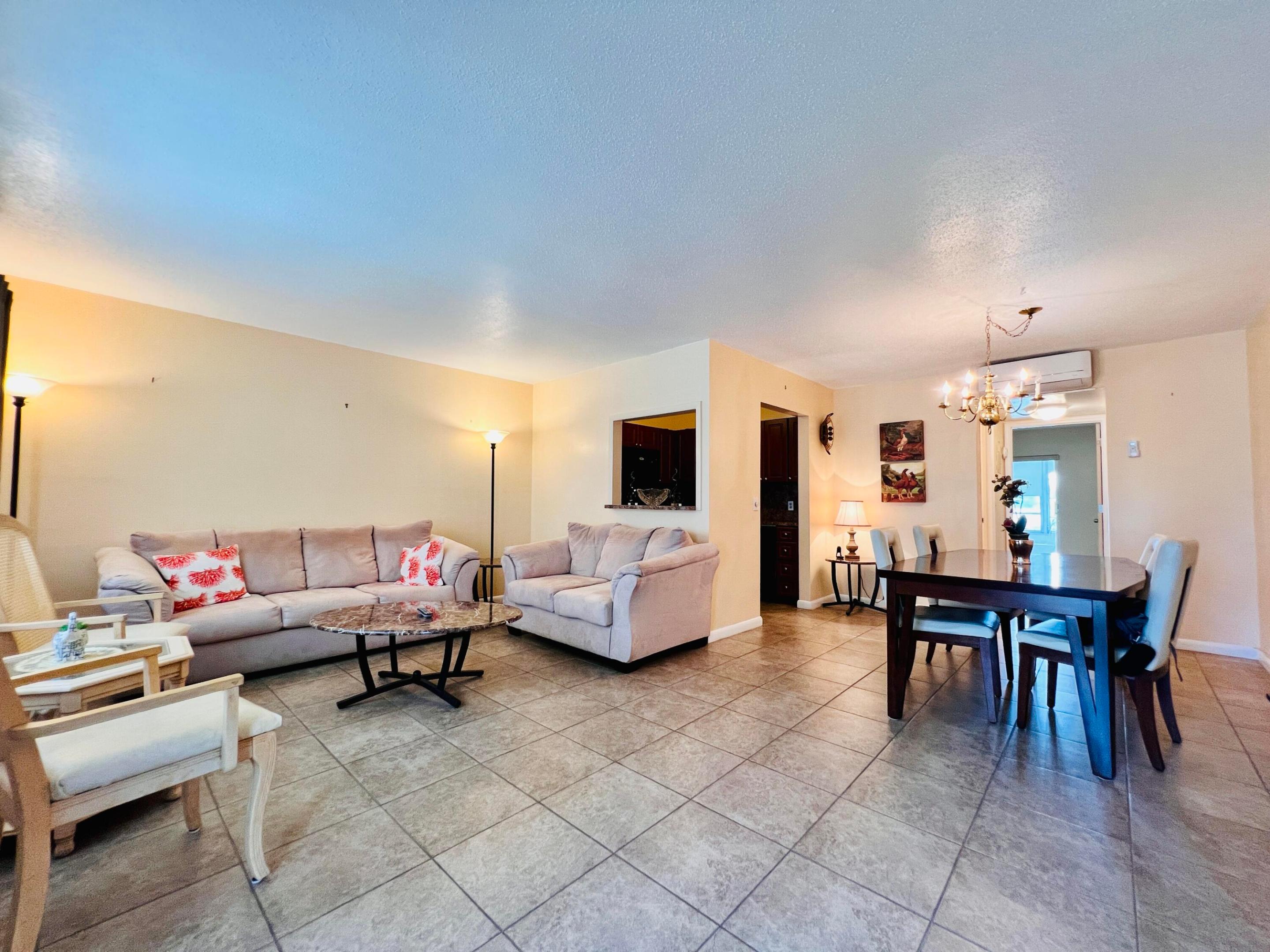 142 Cambridge F, West Palm Beach, FL 33417, West Palm Beach