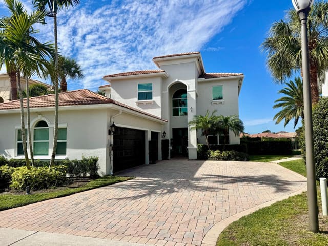 107 Via Escobar Place, Palm Beach Gardens, FL 33418