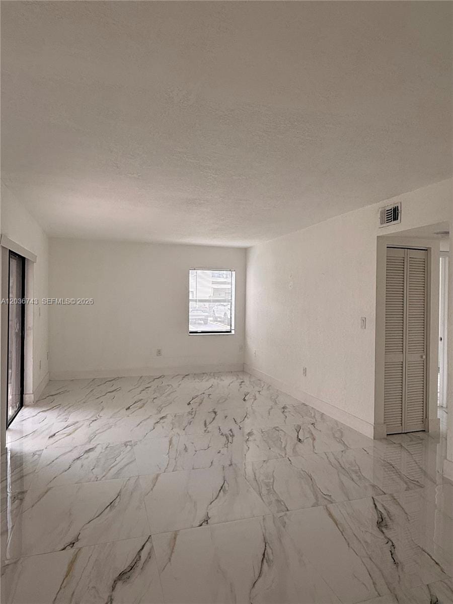 10875 NW 7th Street 1136 — photo 6