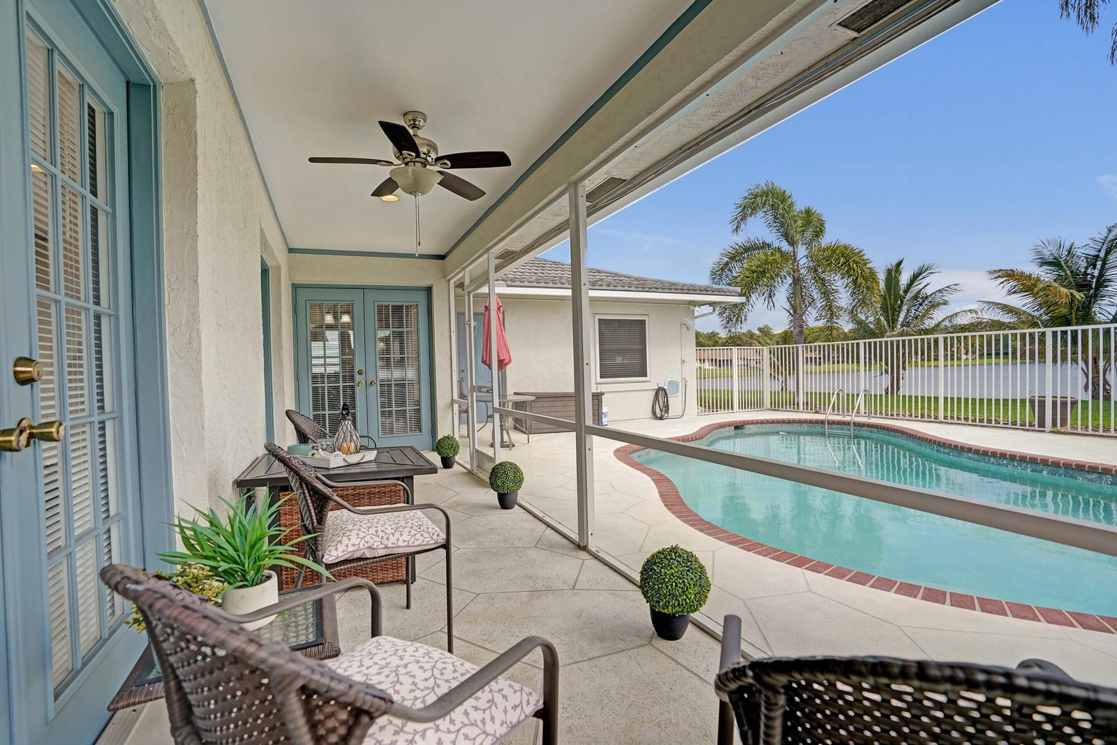 86 Las Brisas, Boynton Beach, FL 33426 photo 2