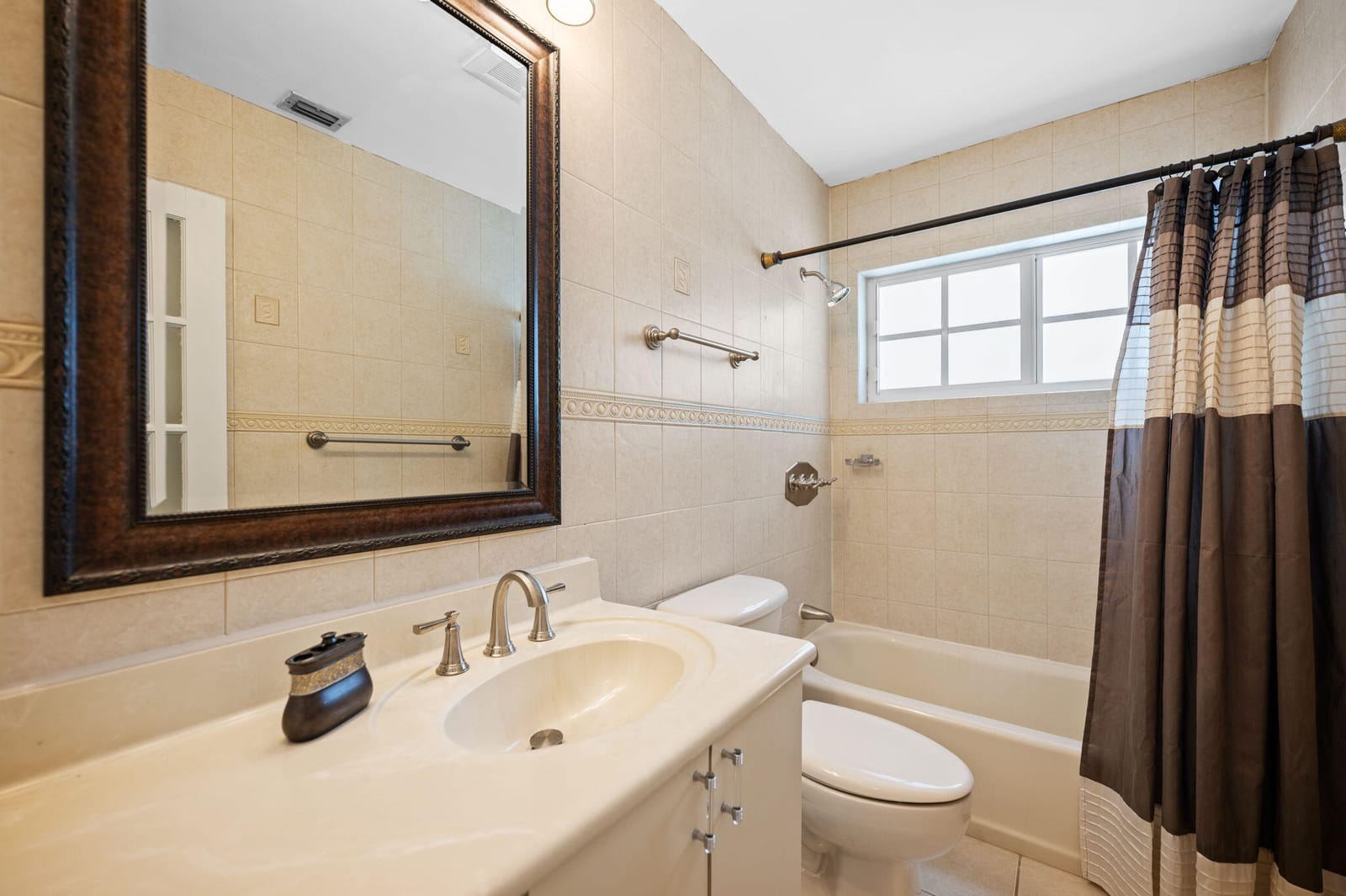 1035 SW 100th Court, Miami, FL 33174 photo 10