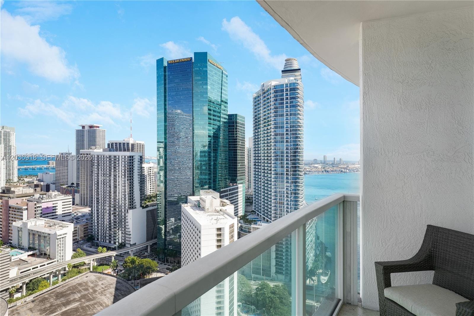 31 SE 5th Street 3812, Miami, FL 33131 photo 6