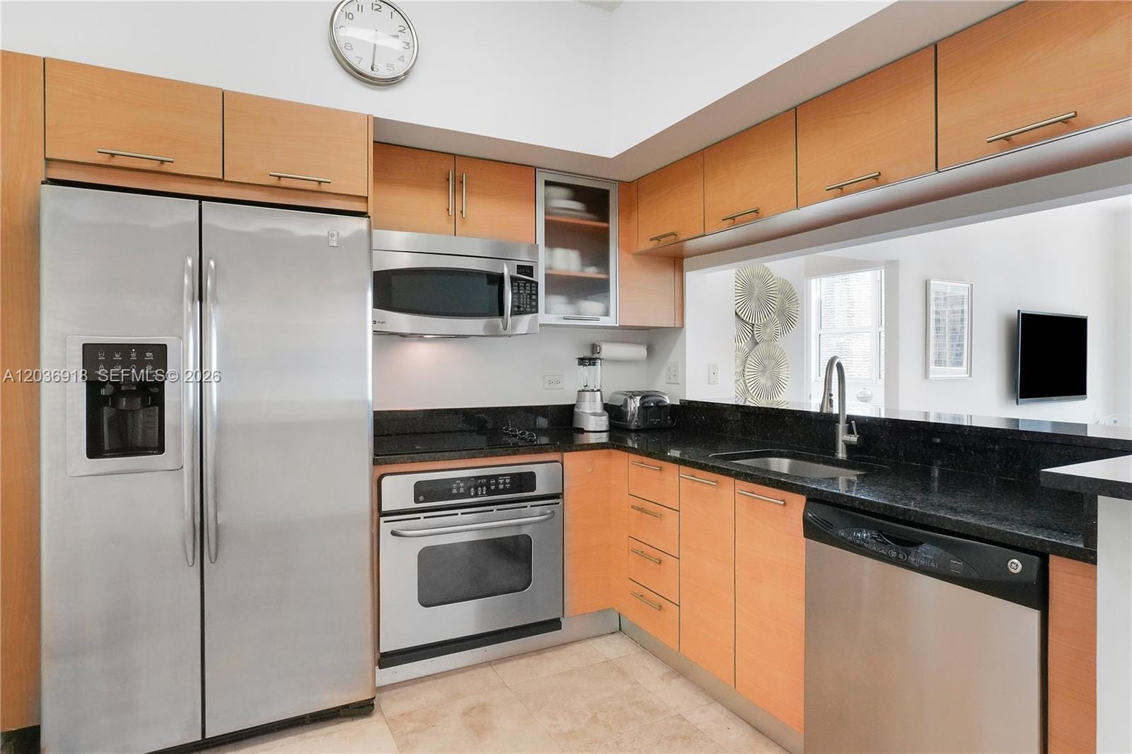 31 SE 5th Street 3812, Miami, FL 33131 photo 9