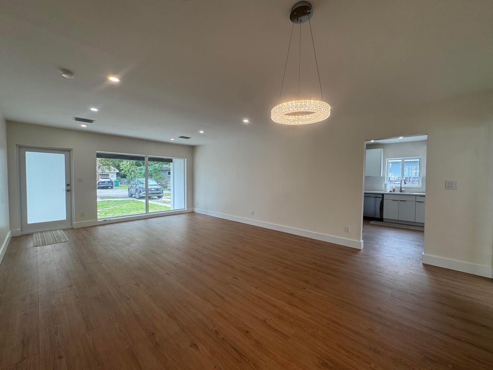 725 NE 160th Terrace — photo 12