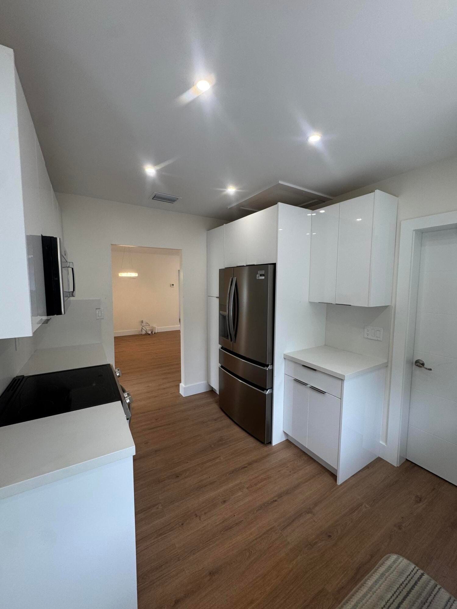 725 NE 160th Terrace — photo 9