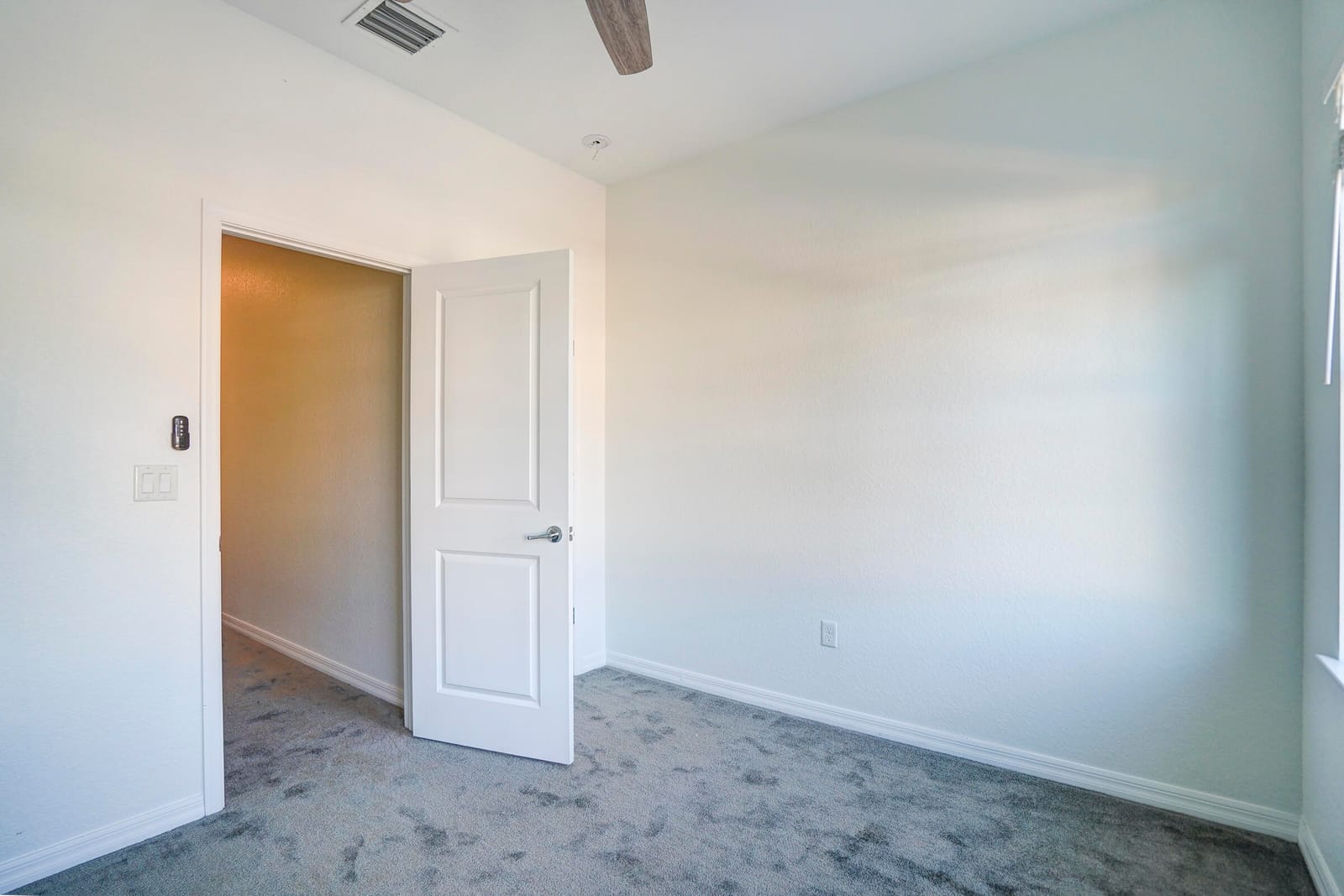 2418 Post Street, Palm Springs, FL 33406 photo 18