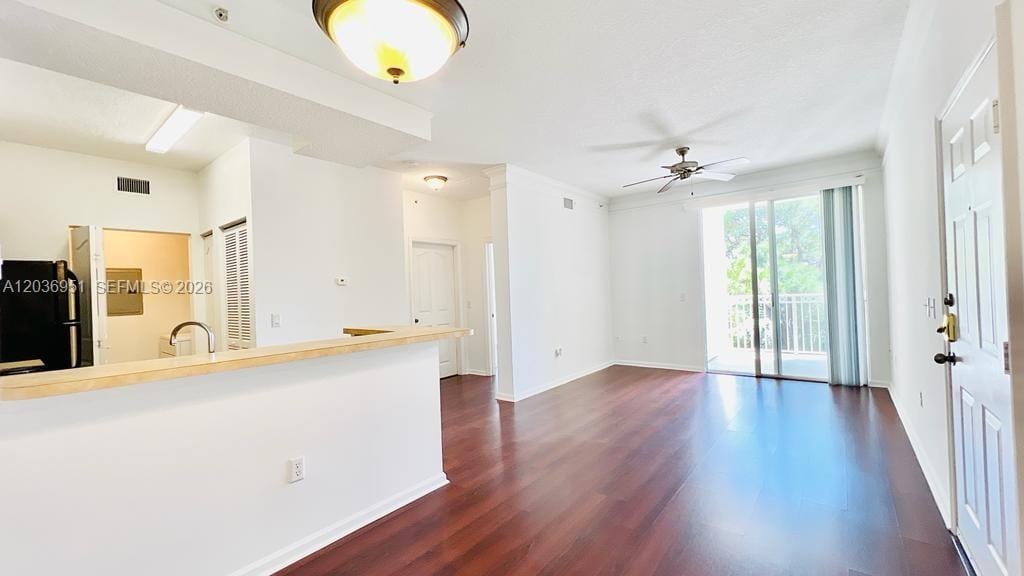 2304 E Myrtlewood Circle E 304 — photo 4