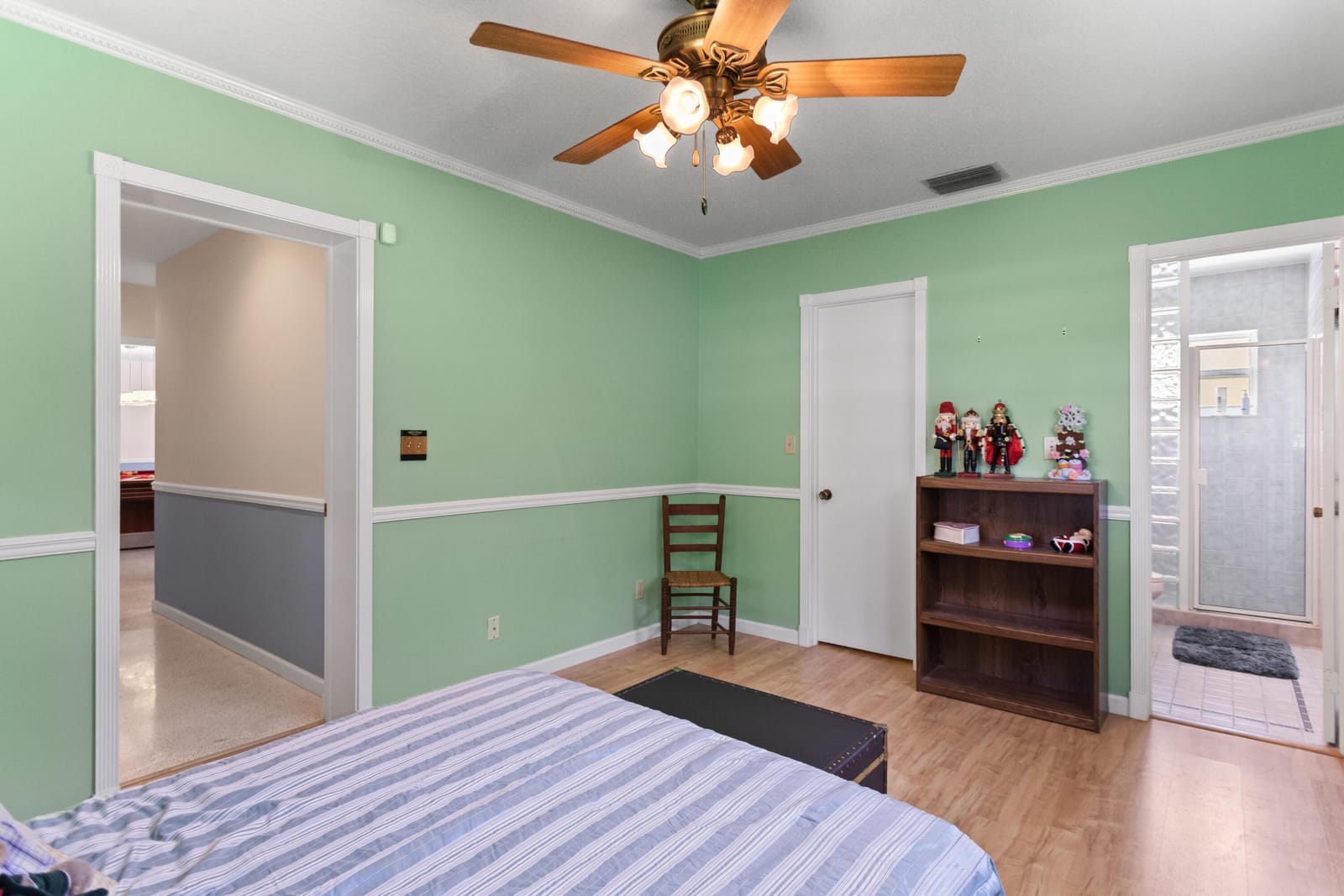 4240 NE 19th Avenue, Oakland Park, FL 33308 photo 25