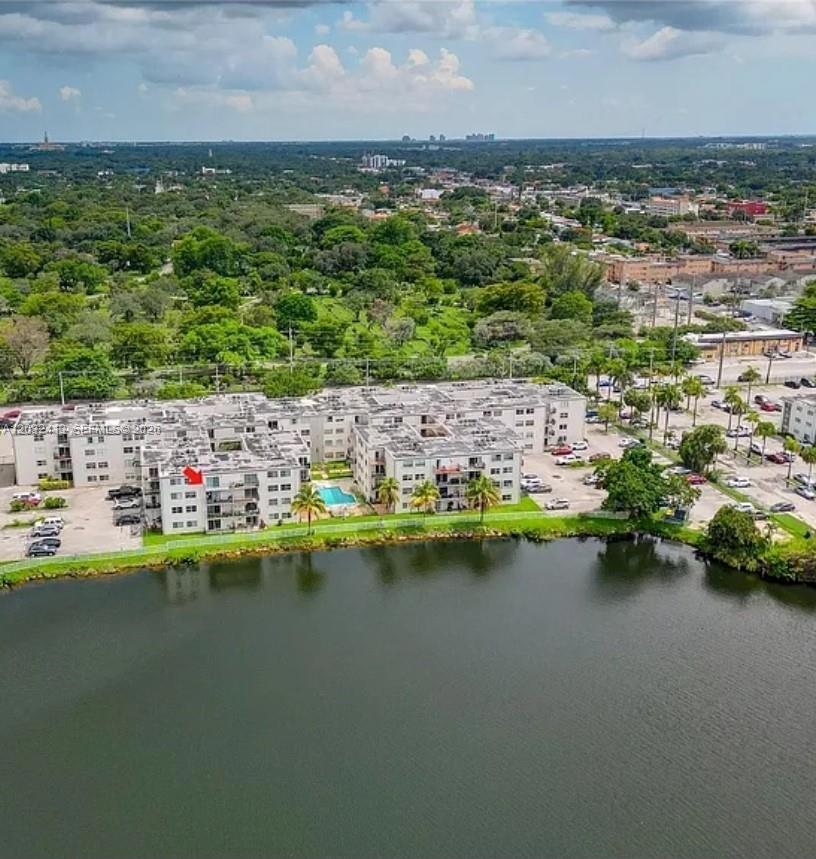 5501 NW 7th Street E408, Miami, FL 33126, Miami