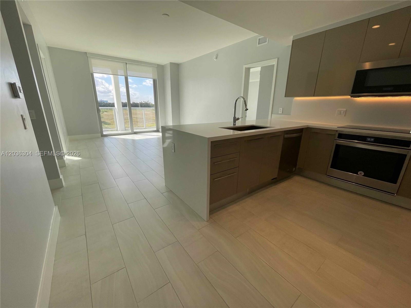2000 Metropica Way 307, Sunrise, FL 33323, Sunrise