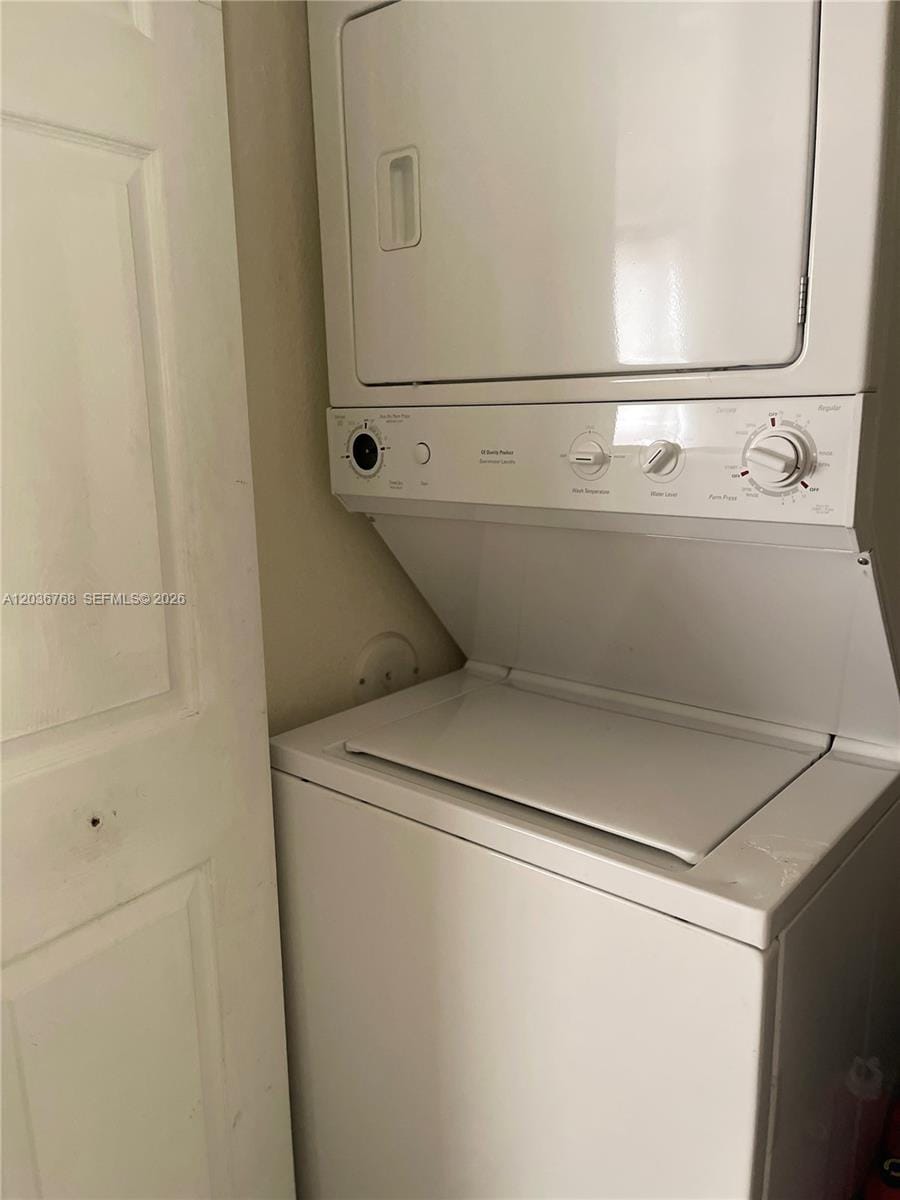 2432 SW 99th Way, Miramar, FL 33025 photo 17