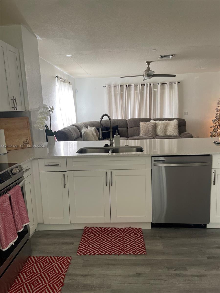 2432 SW 99th Way — photo 4