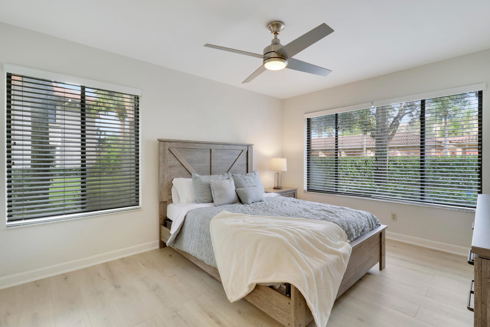 1107 Duncan Circle 102, Palm Beach Gardens, FL 33418 photo 13