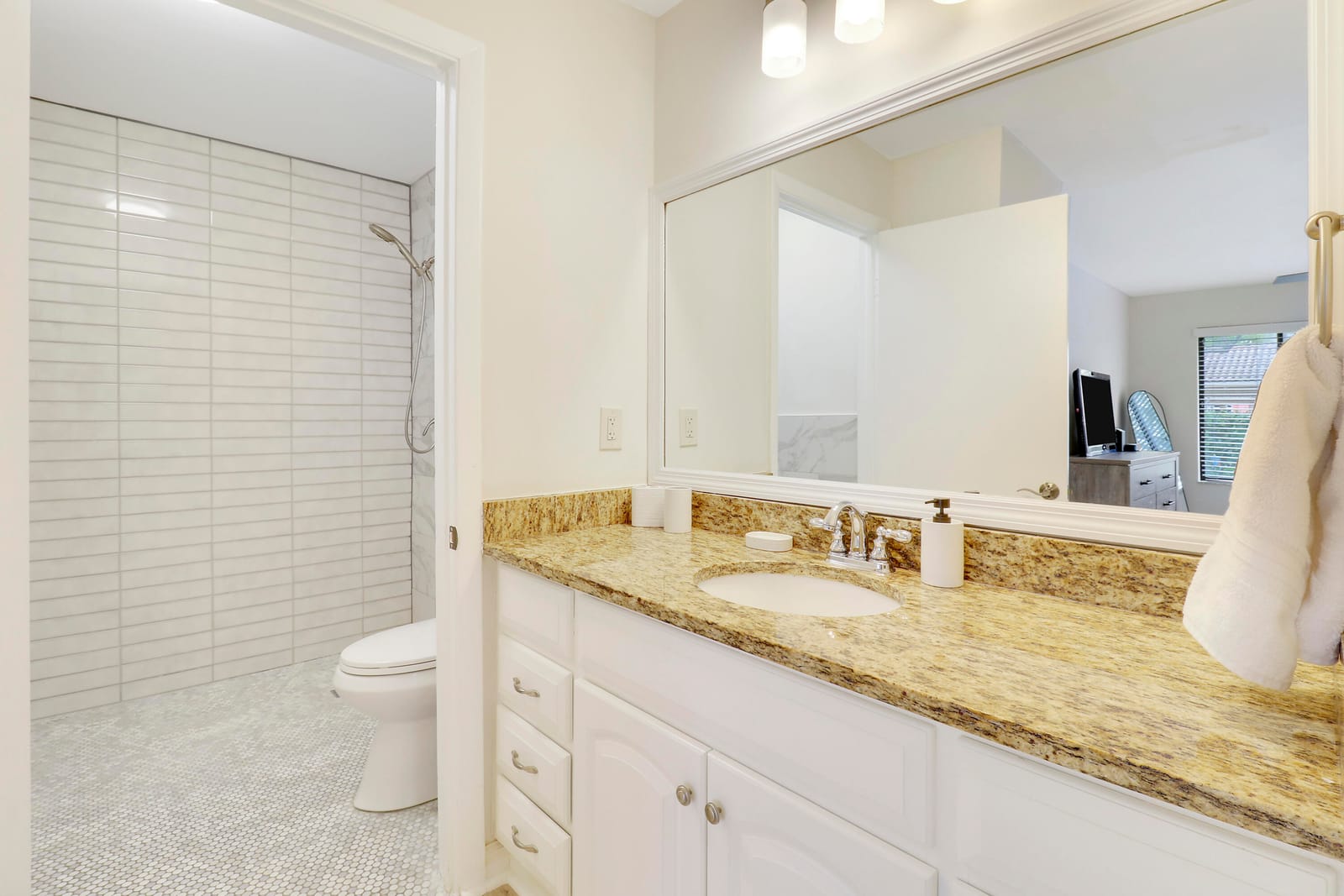 1107 Duncan Circle 102, Palm Beach Gardens, FL 33418 photo 16