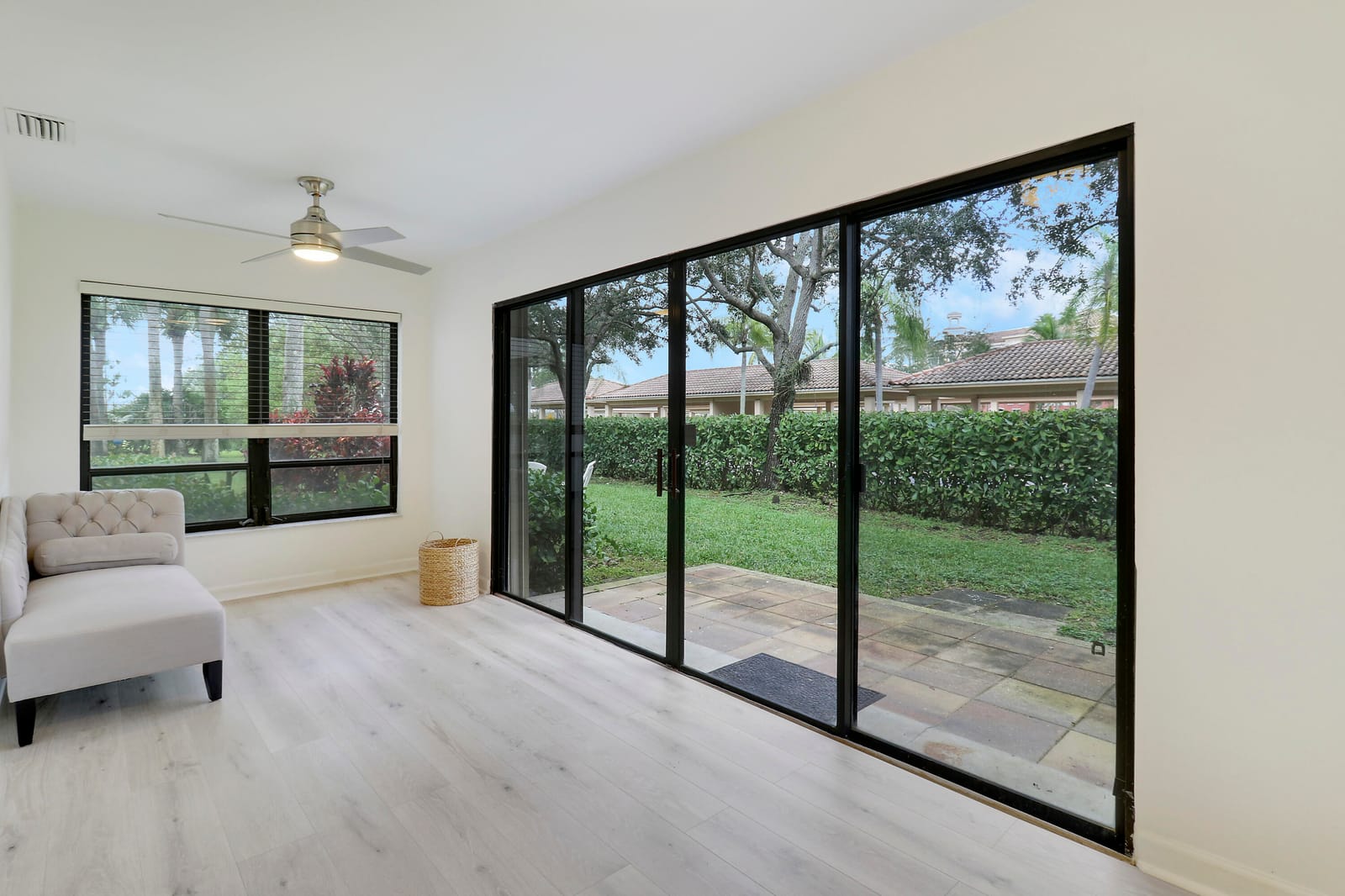 1107 Duncan Circle 102, Palm Beach Gardens, FL 33418 photo 9