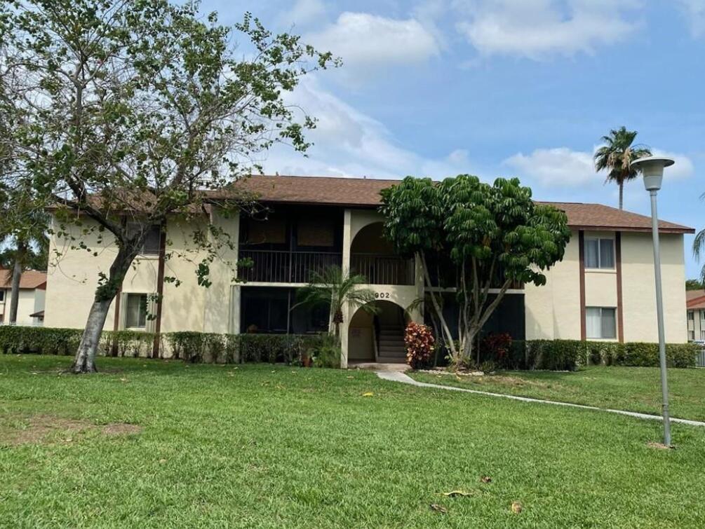 4999 Sable Pine Circle D2, West Palm Beach, FL 33417