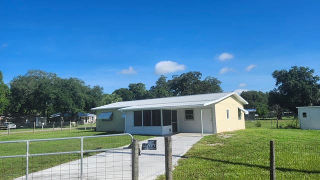 3751 NW 36th Street, Okeechobee, FL 34972